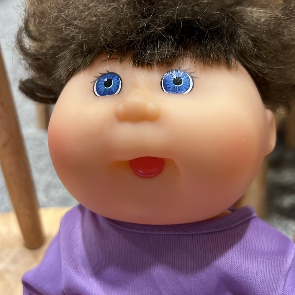 Cabbage patch doll - Picture 2 of 4